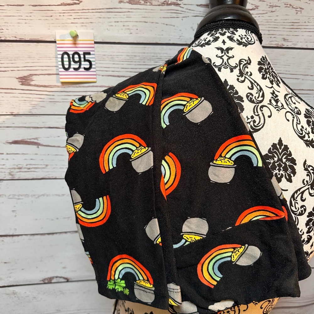LuLaRoe Kids Black Leggings with Rainbow and Pot of Gold Print
